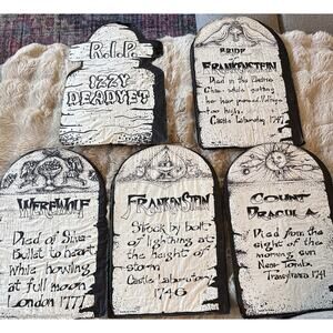 Fun World Halloween Tombstones Set of 5 Frankenstein Dracula Werewolf More